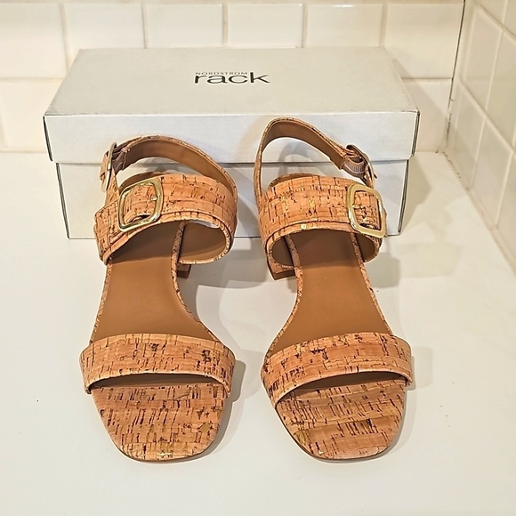 NWT Nordstrom Rack Locklyn Adjustable Slingback Strap Sandal. METALLIC Cork 9M - Picture 1 of 8